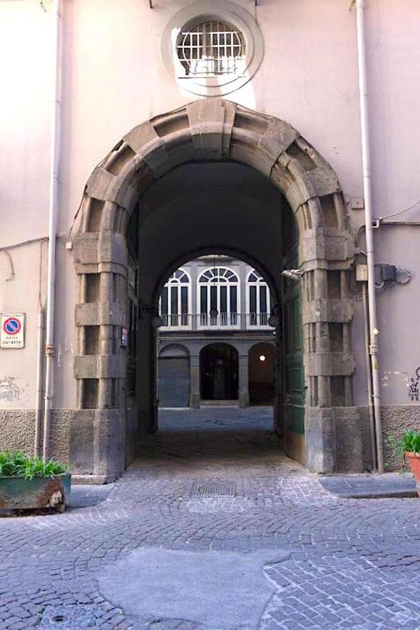 Hotel Around Toledo Neapol Zewnętrze zdjęcie