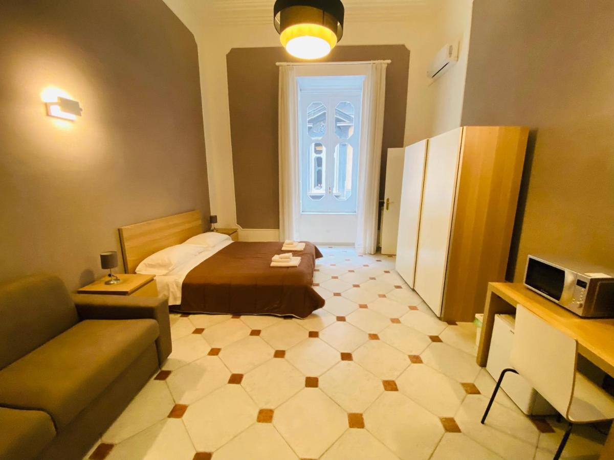 Hotel Around Toledo Neapol Zewnętrze zdjęcie