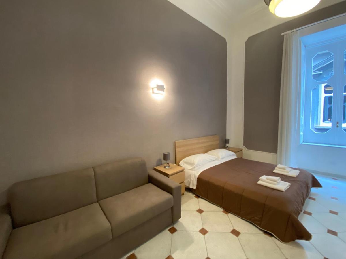 Hotel Around Toledo Neapol Zewnętrze zdjęcie